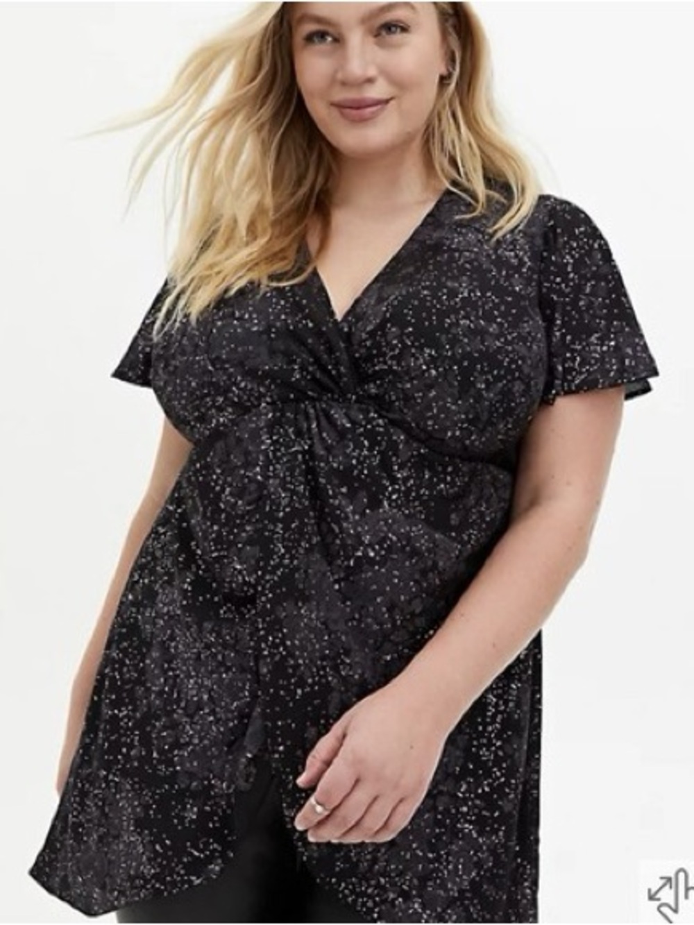 Torrid Floral Georgette Twist Front Babydoll Tunic Black Gold Size 3X